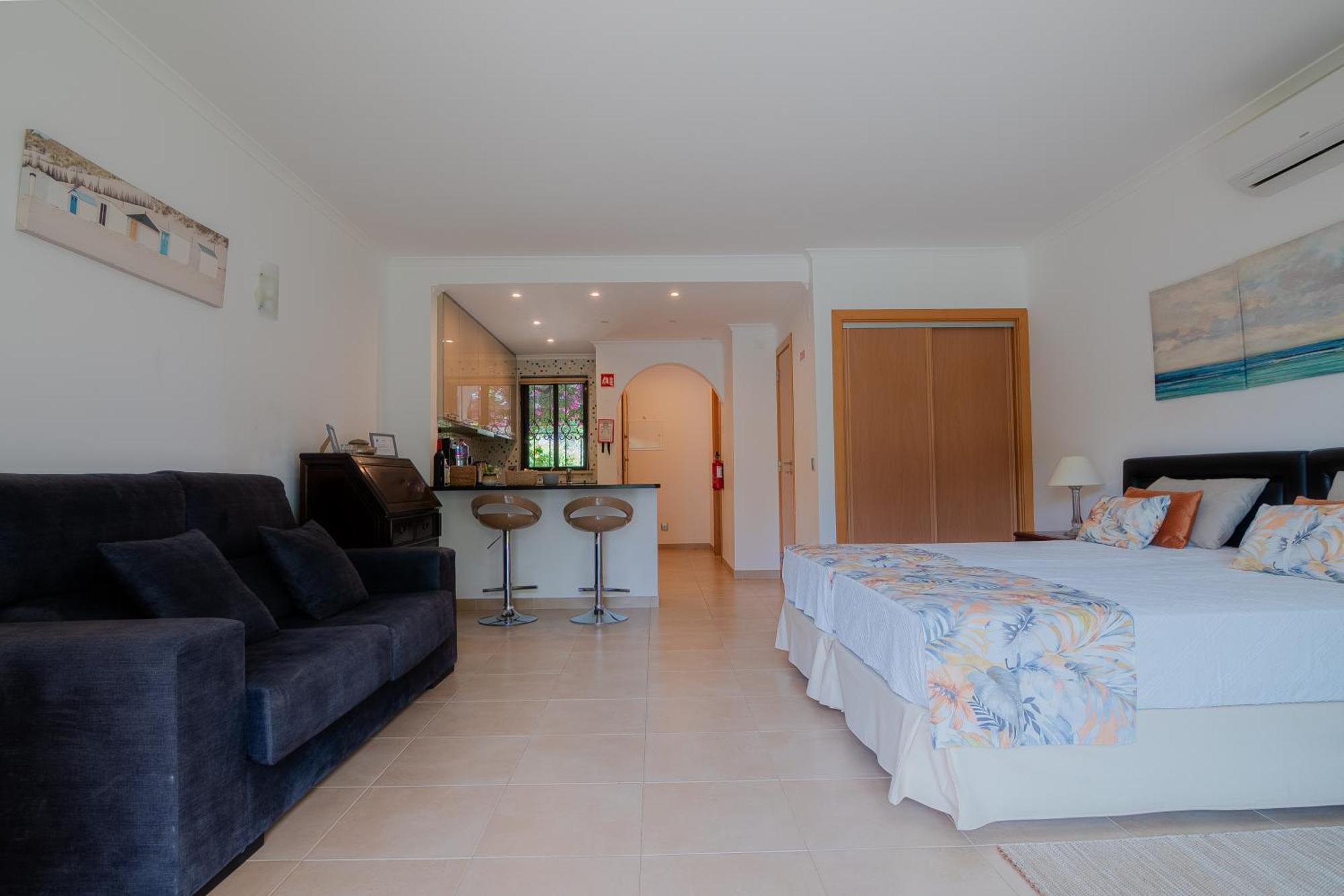 Coastal Retreat With Pool And Beach Access By Drago Rentals Albufeira Ngoại thất bức ảnh