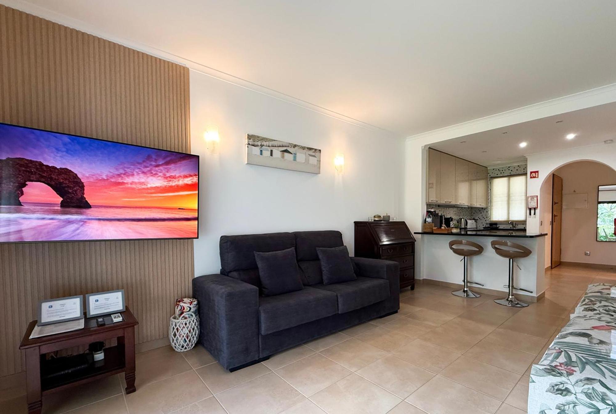Coastal Retreat With Pool And Beach Access By Drago Rentals Albufeira Ngoại thất bức ảnh